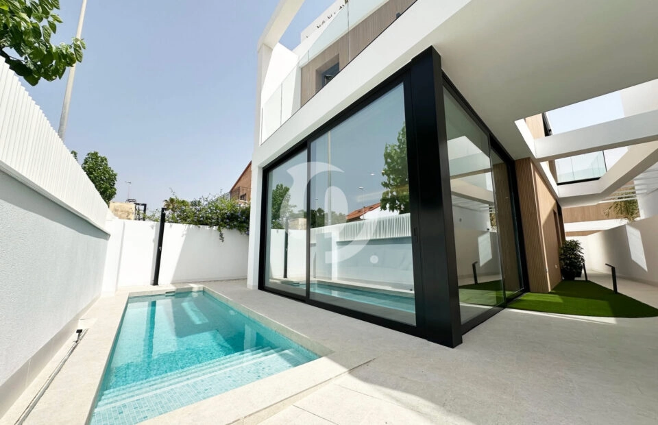 Costa Blanca nowy dom 189 m2 z wyposażeniem