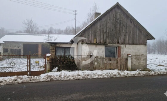Działka z domem i budynkami gosp. - Będziechów