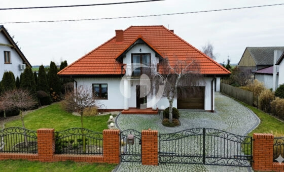 Dom + budynek garażowy  | Pokoje k. Słupcy