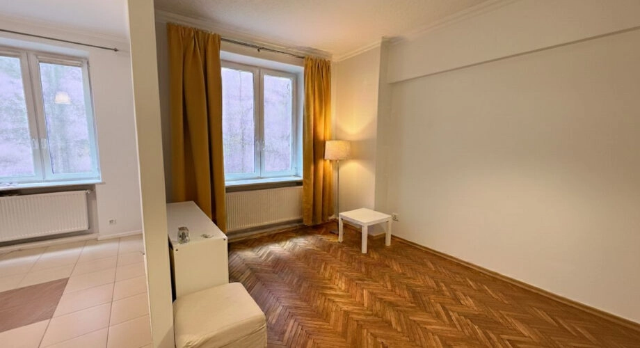 32 m2 ok/ ul. Starowiślnej/ Bez prowizji