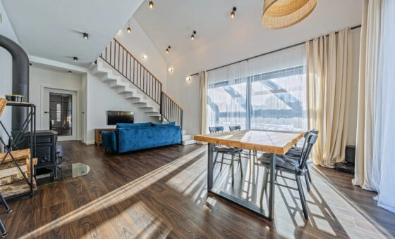 Dom całoroczny,100m do jeziora, energooszczędnyy