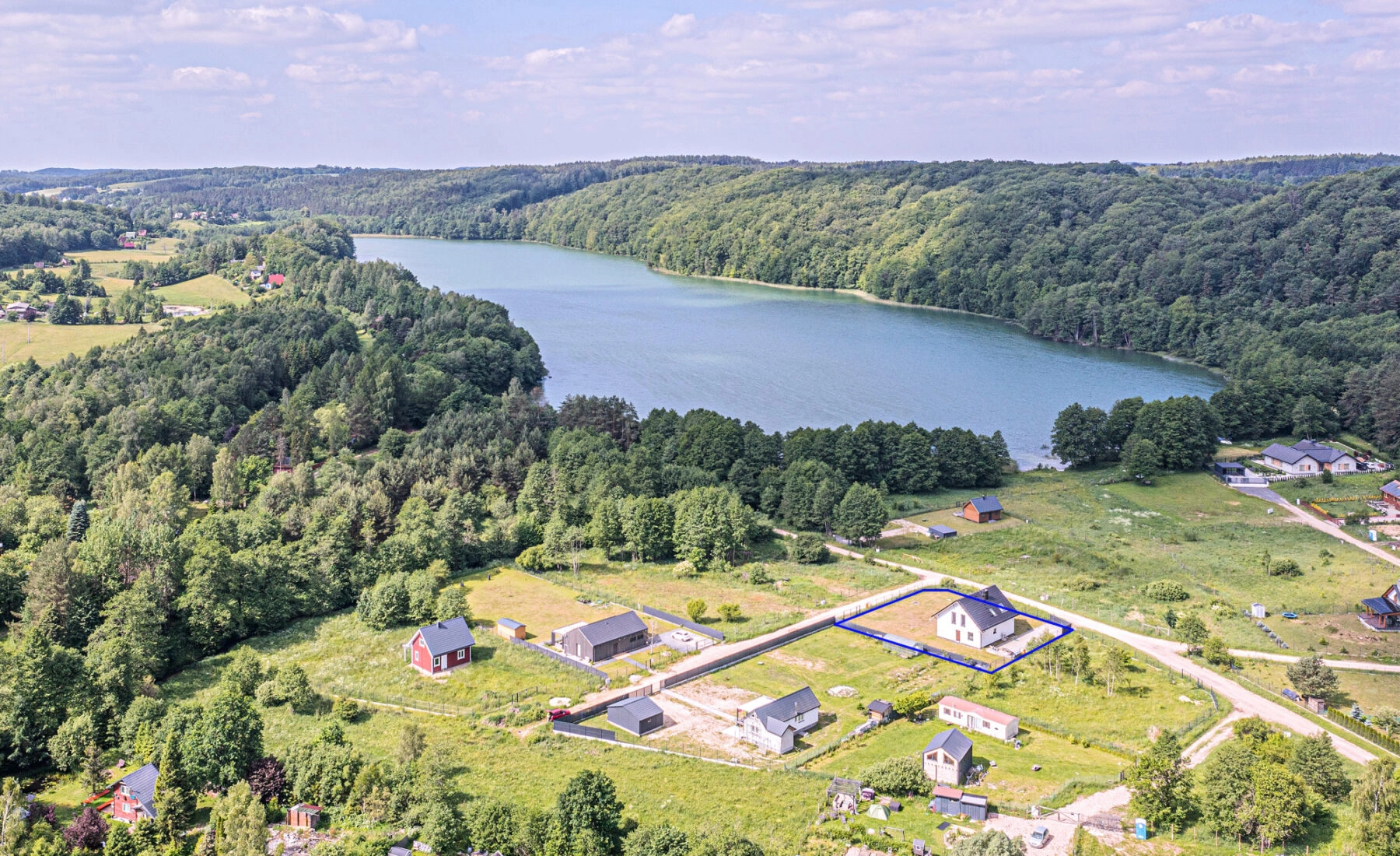 Dom całoroczny,100m do jeziora, energooszczędnyy