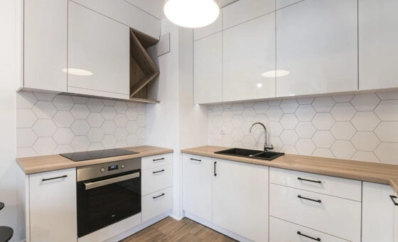 2 pok., 38,31m2, do wprowadzenia, loggia, komórka