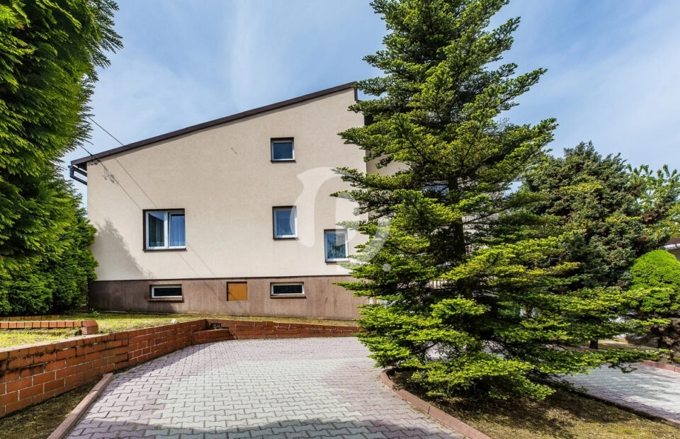 Dwa budynki, idealne pod działalność, mechanik itp