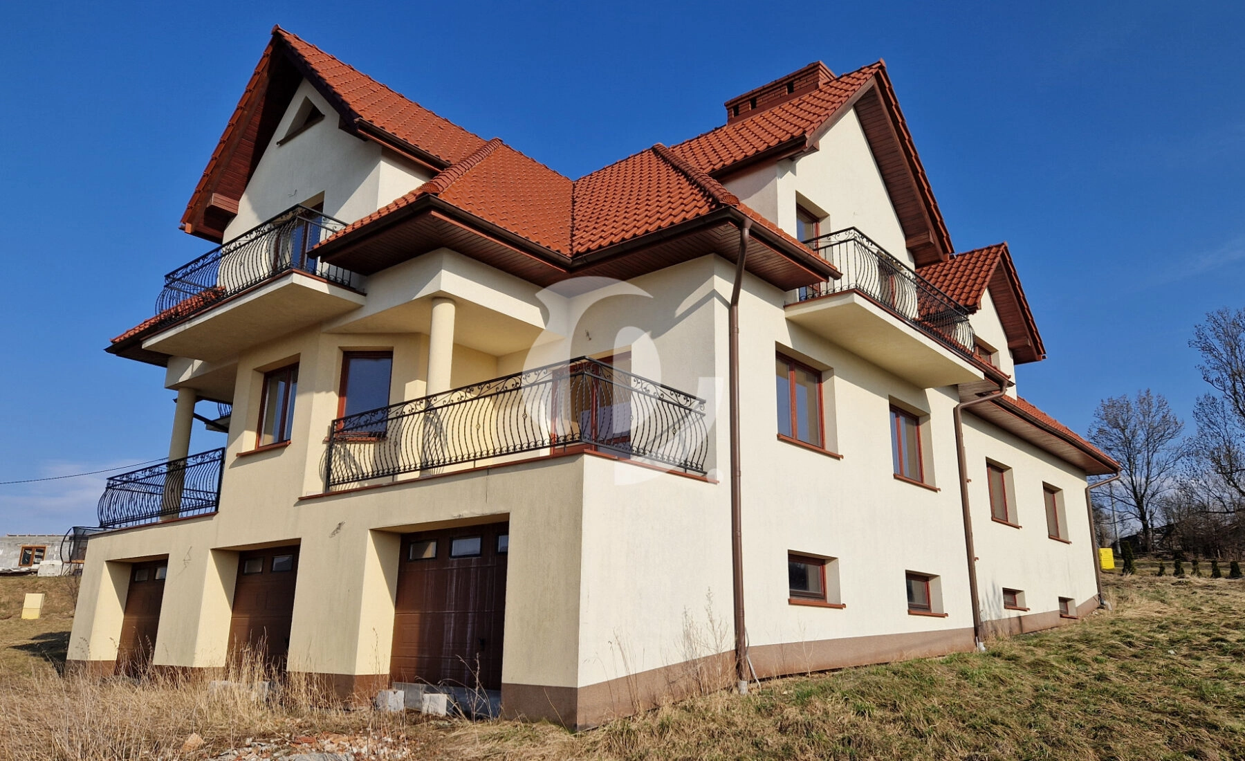 Dom wolnostojący - Willa 420m2 w Spytkowicach