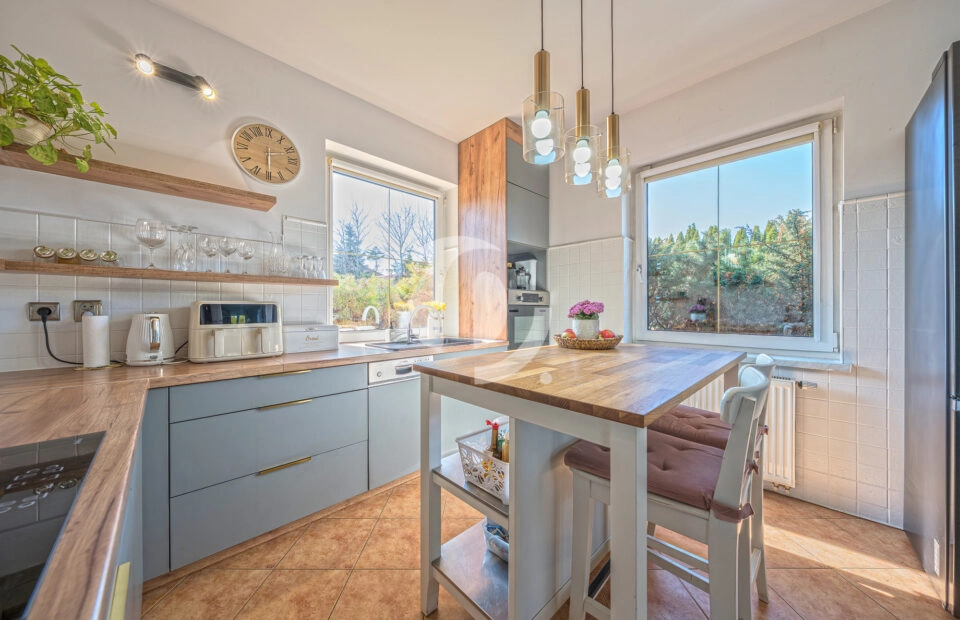 Parterowy dom, 1,6ha działka, z własnym stawem!