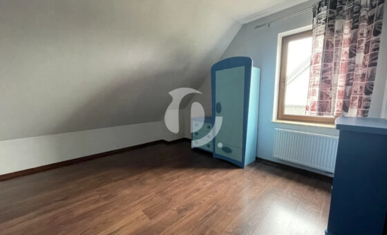 Piękny dom w malowniczej okolicy