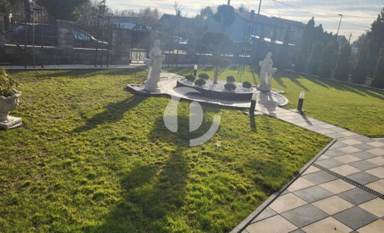 Sprzedam prestiżową rezydencję