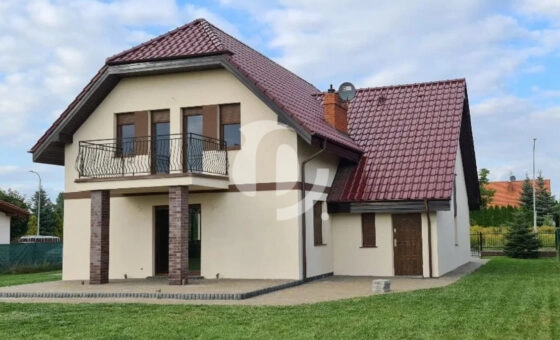 Dom z garażem gotowy do zamieszkania Szczytniki