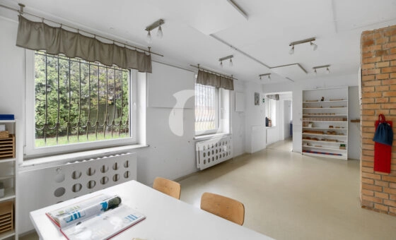 przestronny dom na firmę lub dla rodziny