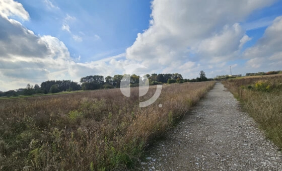 7  działek budowlanych w pięknej i cichej okolicy