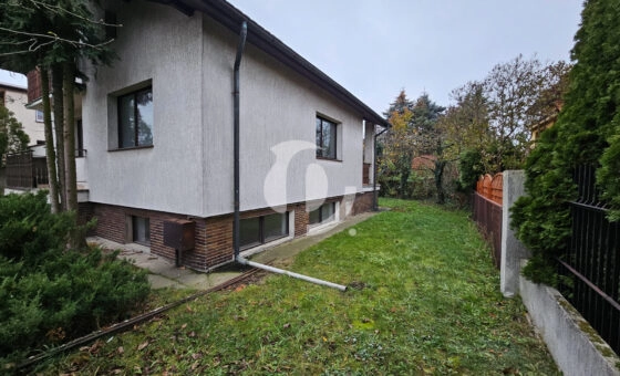 Na sprzedaż dom w spokojnej i cichej okolicy