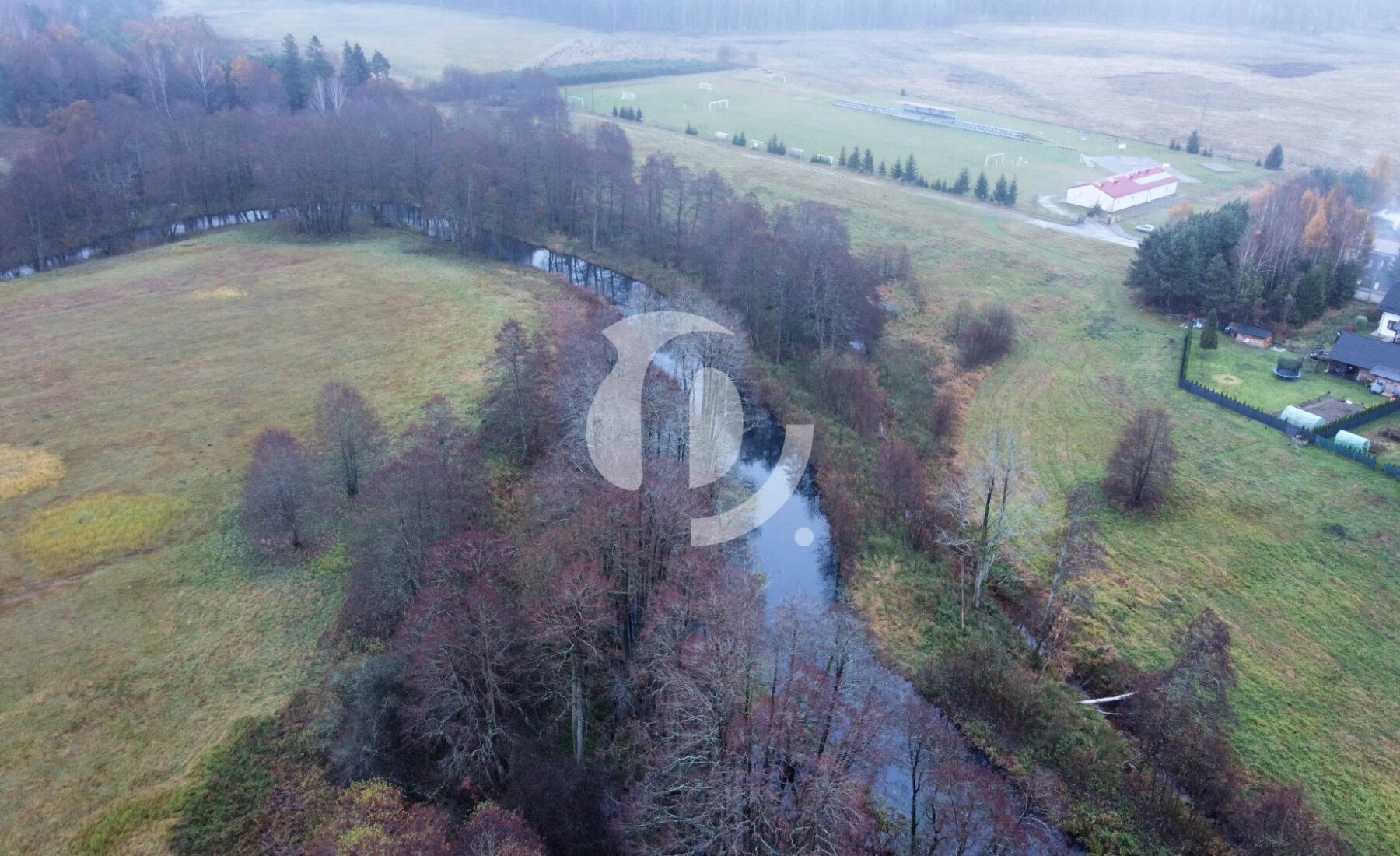 Duża działka z zabudowaniami i MEW, Trzebielino