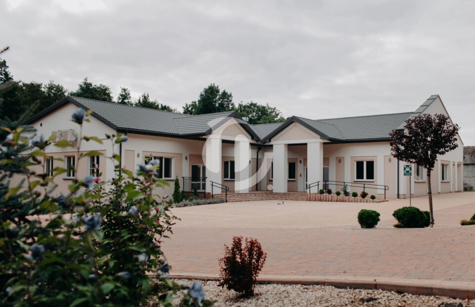 Sprzedam nowoczesny obiekt restauracyjny