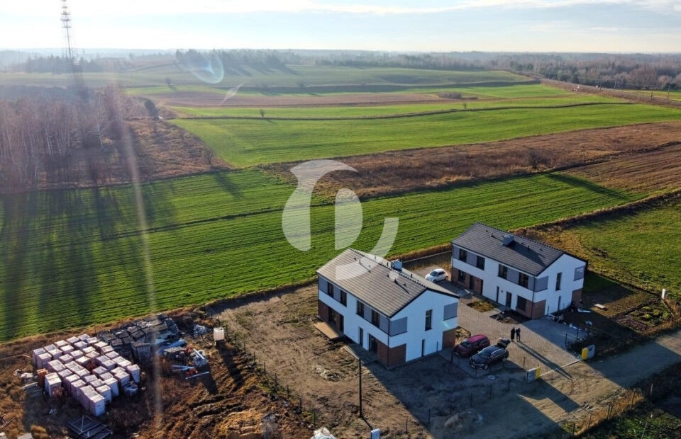 Dom z ogrodem w zabudowie bliźniaczej Gniezno