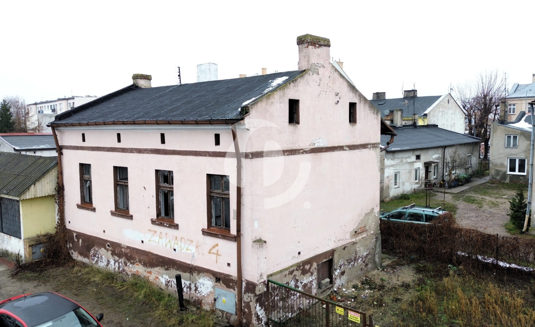 Sprzedam budynek mieszkalny do wykończenia