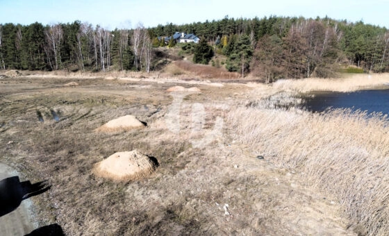 Wyjątkowa działka z linią brzegową nad Jeziorem Śl