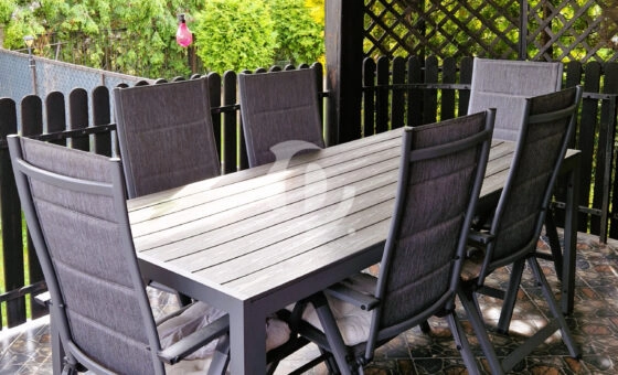 Wolnostojący dom w Słupcy z potencjałem