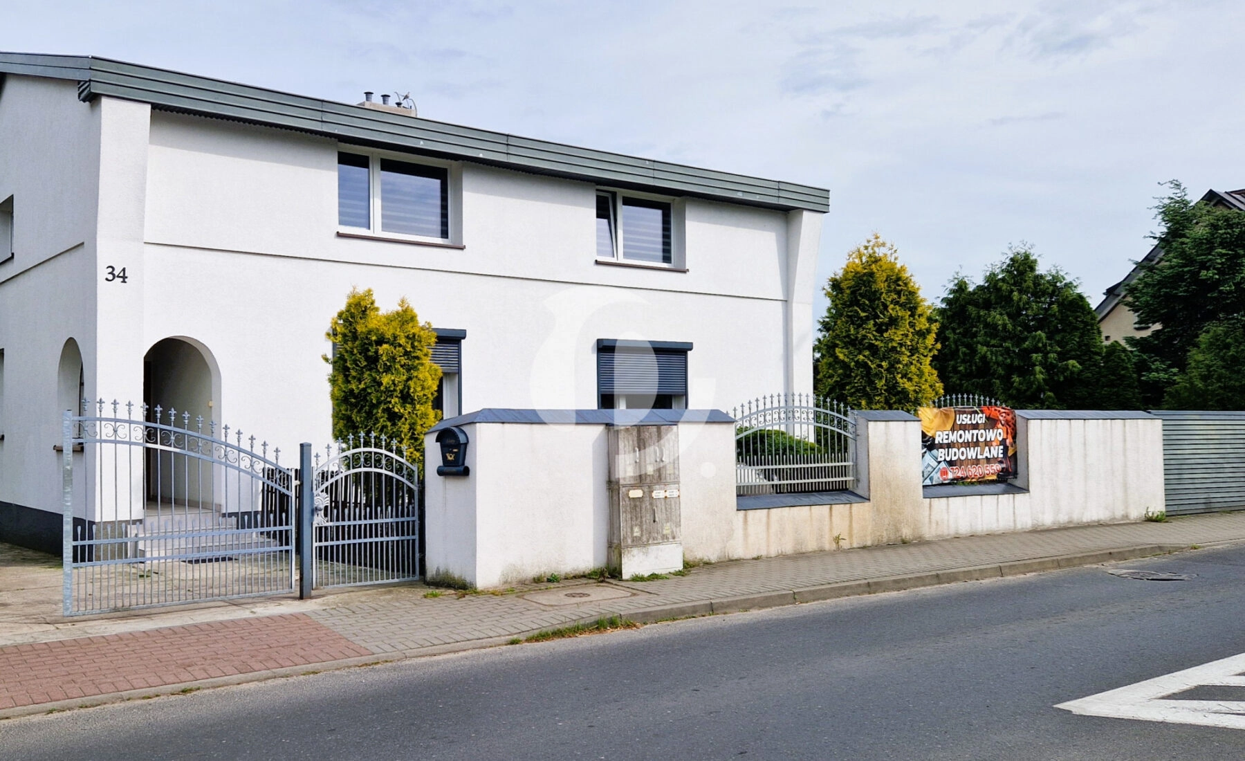 Wolnostojący dom w Słupcy z potencjałem