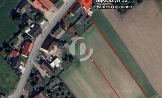 Na sprzedaż działka z zabudowaniami  31 arów