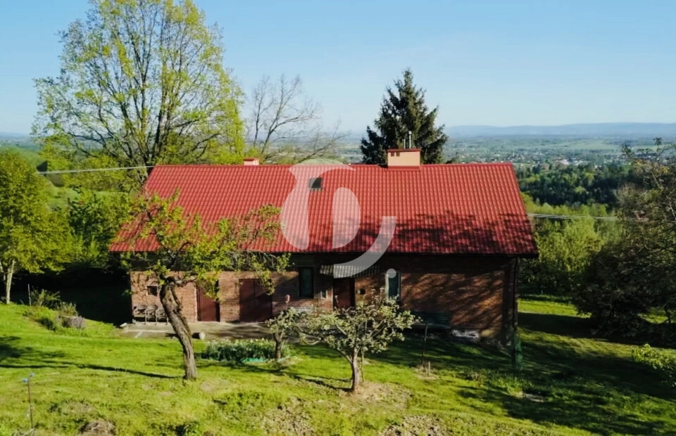 Dom na widokowej działce w Korczynie