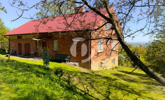 Dom na widokowej działce w Korczynie