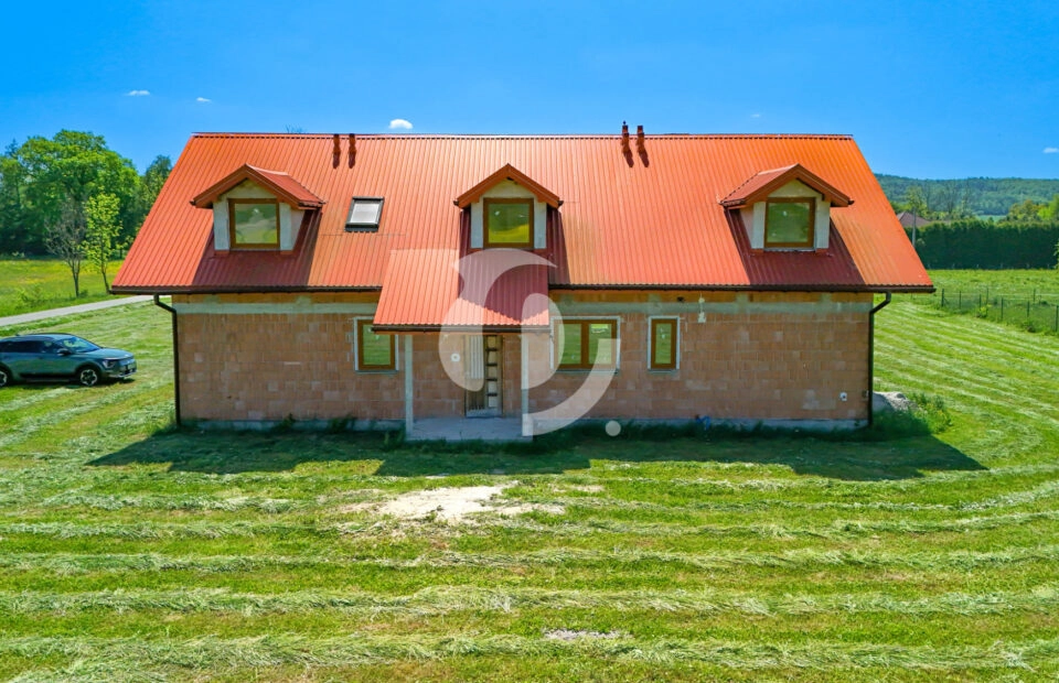 Dom w stanie deweloperskim 180m, działka 31a