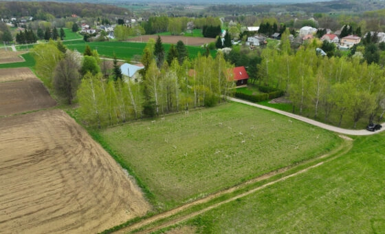 Działka z wydanym pozwoleniem na budowę w Tarnowcu