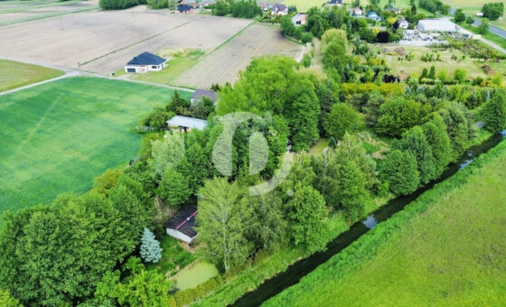 Działka rolno-budowlana 32 ary z domkiem i sadem