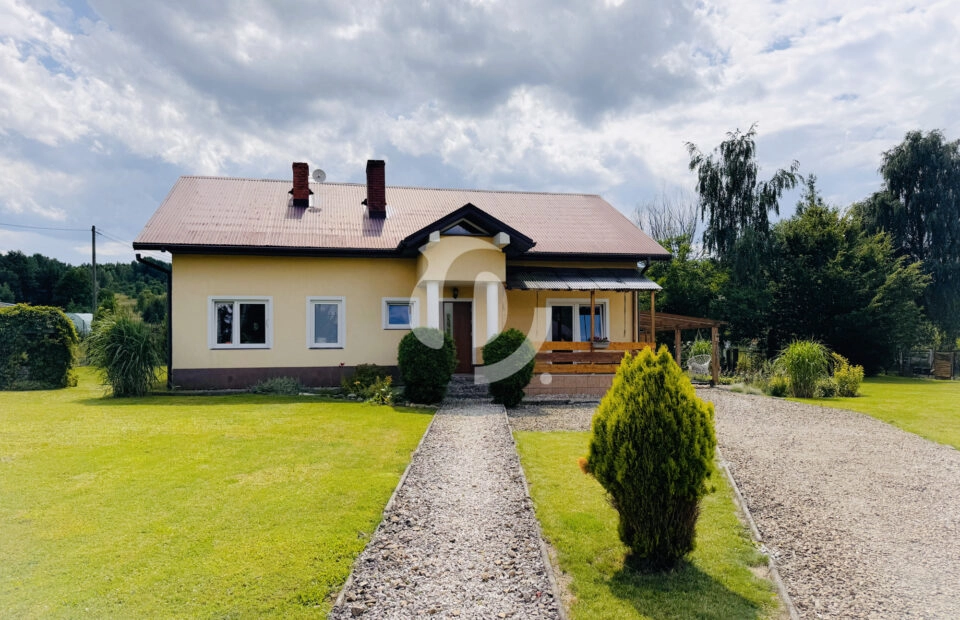 Dom gotowy do zamieszkania, Żeglce, gm. Chorkówka