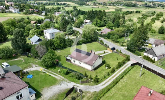 Dom gotowy do zamieszkania, Żeglce, gm. Chorkówka