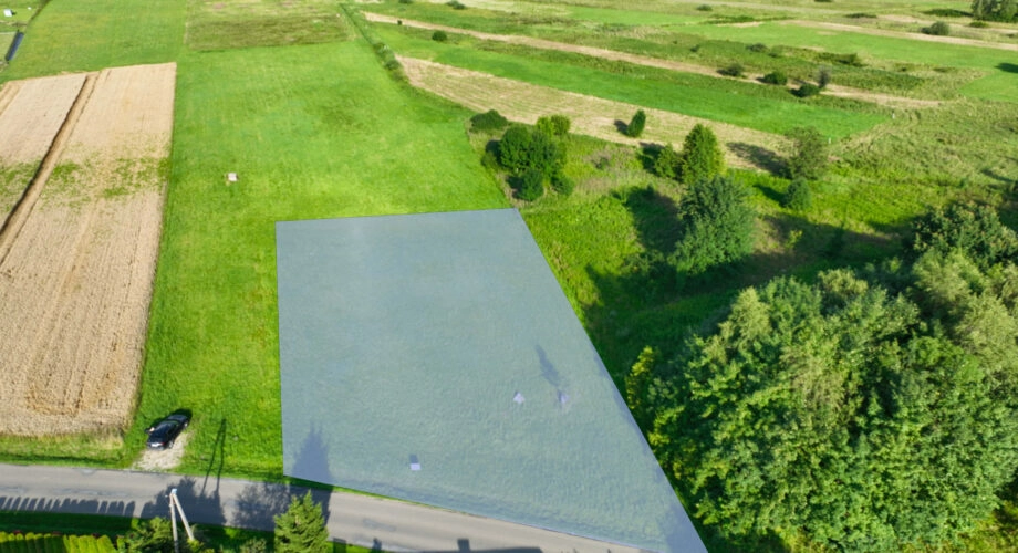 Działka z warunkami zabudowy w Humniskach