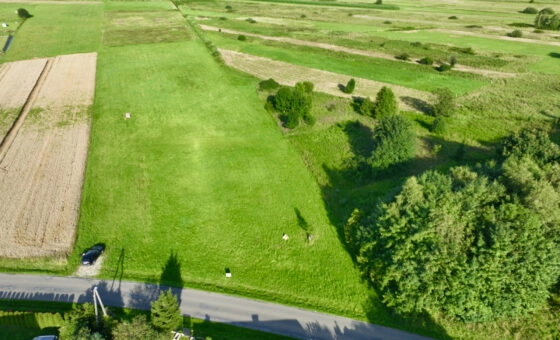 Działka z warunkami zabudowy w Humniskach