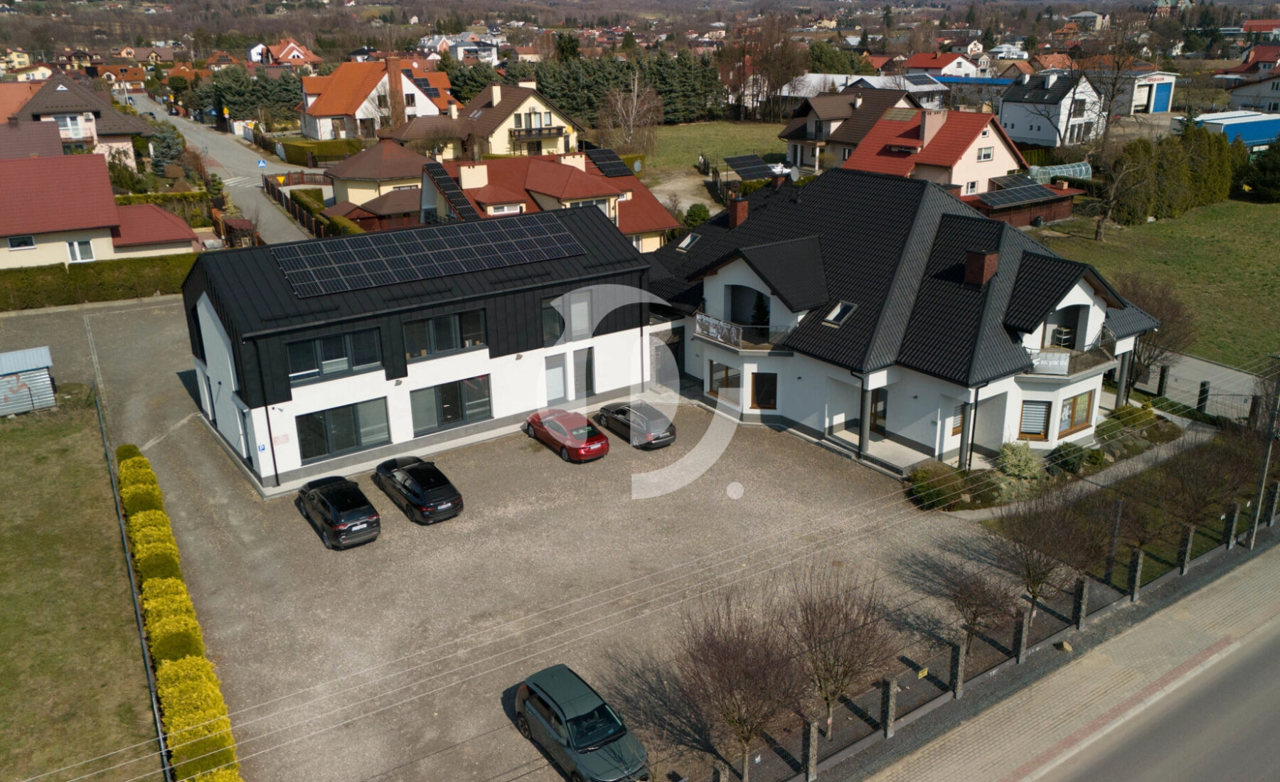 Dom z lokalem usługowym w Korczynie