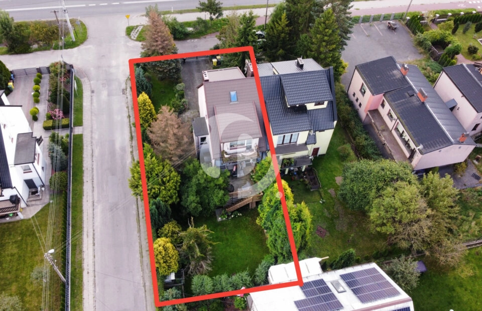 Bliźniak z dużym ogrodem w Żukowie