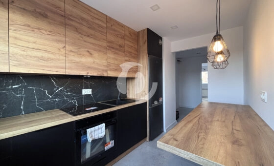 WYNAJEM POKÓJ - z wyjściem na balkon