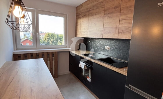 WYNAJEM POKÓJ - z wyjściem na balkon