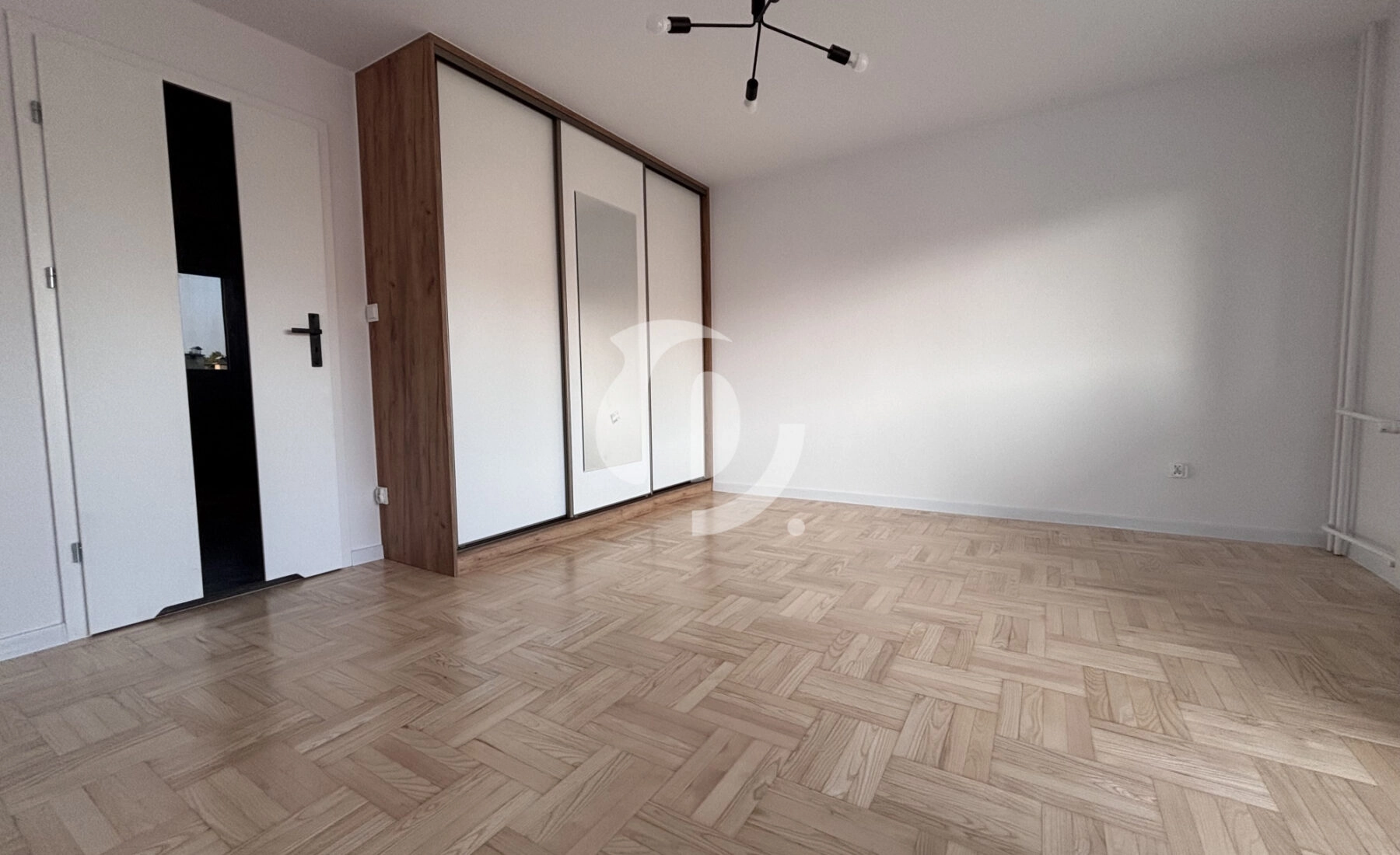 WYNAJEM POKÓJ - z wyjściem na balkon