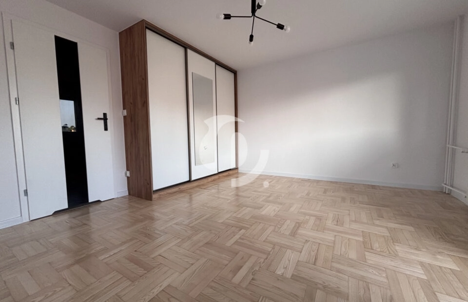 WYNAJEM POKÓJ - z wyjściem na balkon