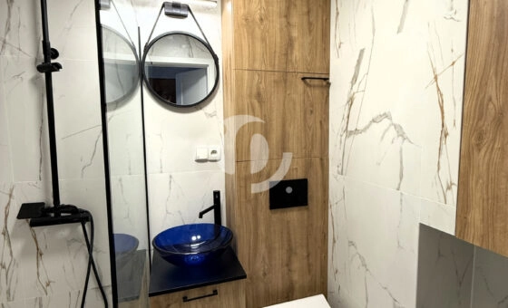 Mieszkanie 37,6m na sprzedaż ul.11 Listopada 18