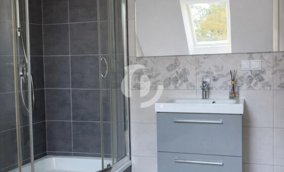 Dom wolnostojący | 154m2 | 5 sypialni | garaż