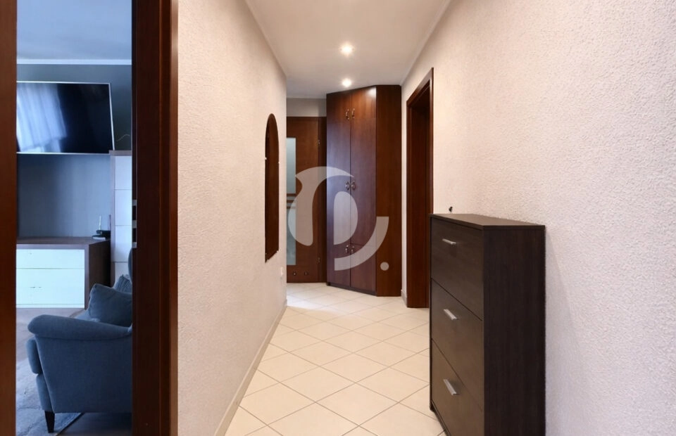 2 pokoje z balkonem- Laubitza