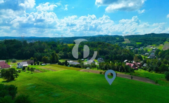 Malowniczo położona działka w Jasienicy Rosielnej