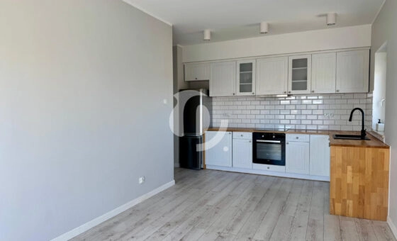 2 pokoje, balkon, miejsce w hali, komórka