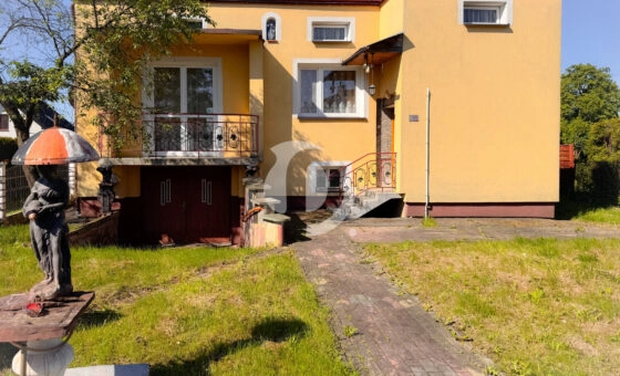 Komfortowy dom w Łężanach.