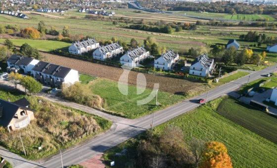 Działka inwestycyjna Kraków ul. Dożynk