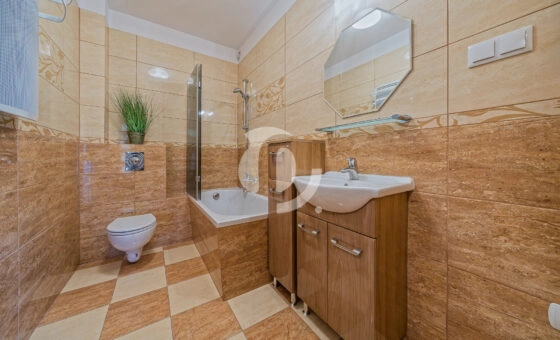 41,71 m² | 2 pokoje | blisko szkoły| hala garażowa