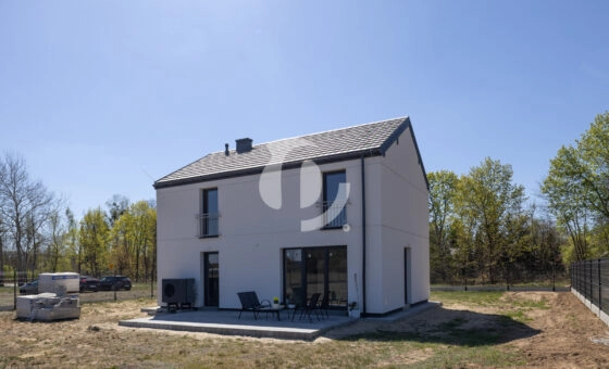 Dom wolnostojący | 147m2 | działka 1265m2 | garaż