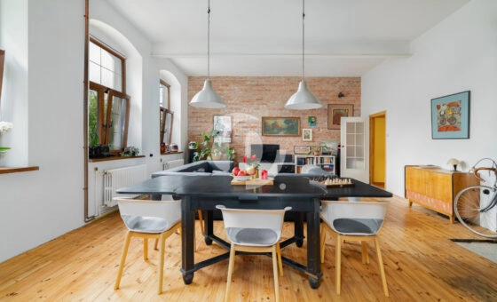 salon prawie 60m2| stara szkoła| Poznań 30 km