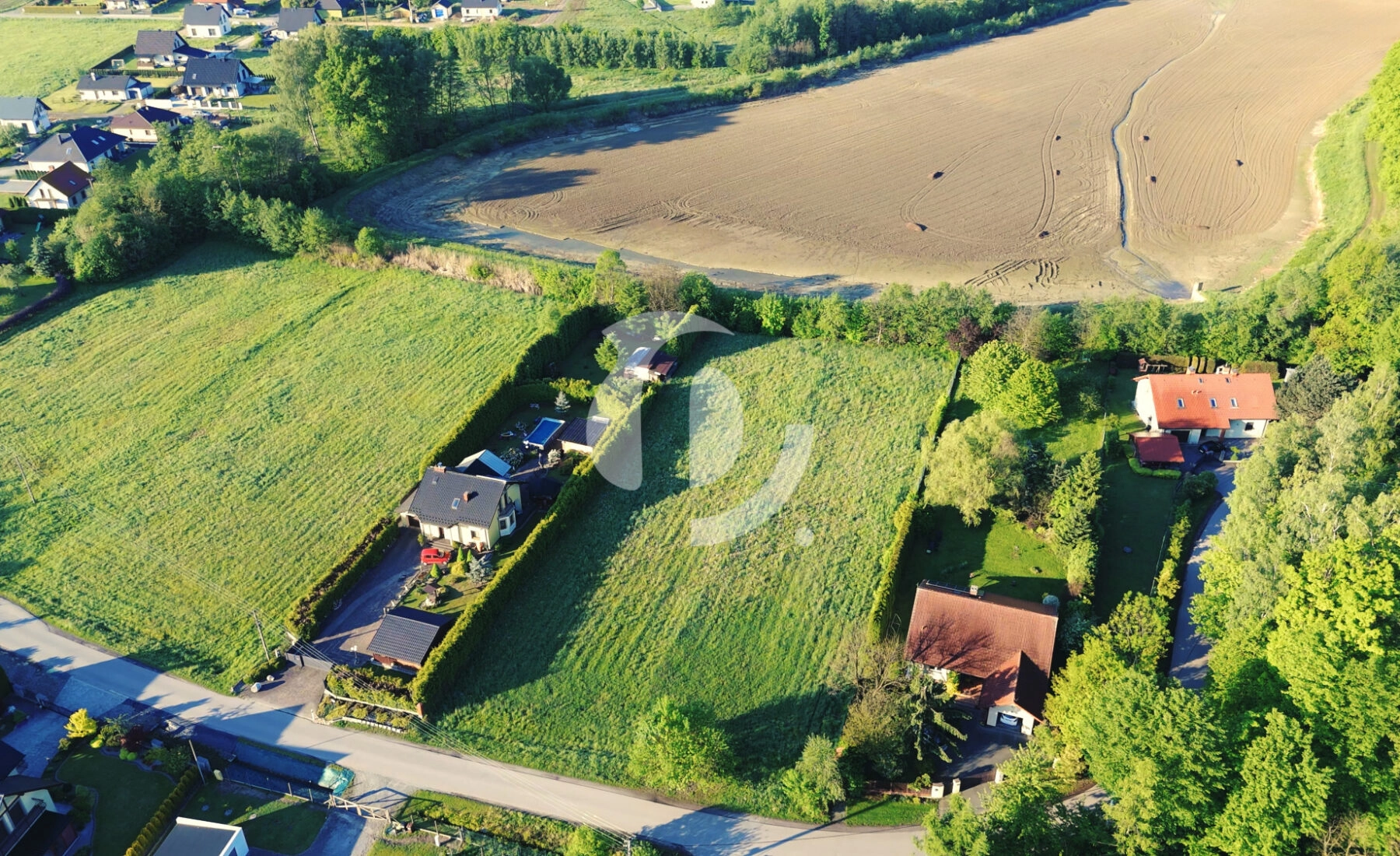 Duża działka budowlana 20,15 ar – Pisarzowice